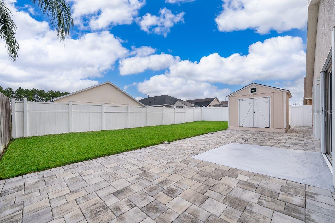 Image 23 of 29 For 445 Halstead Drive