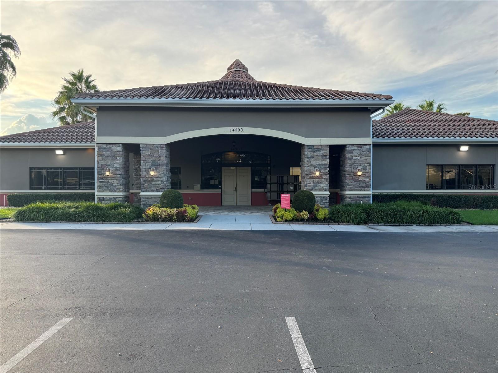 Image 14 of 25 For 2853 Adelaide Court