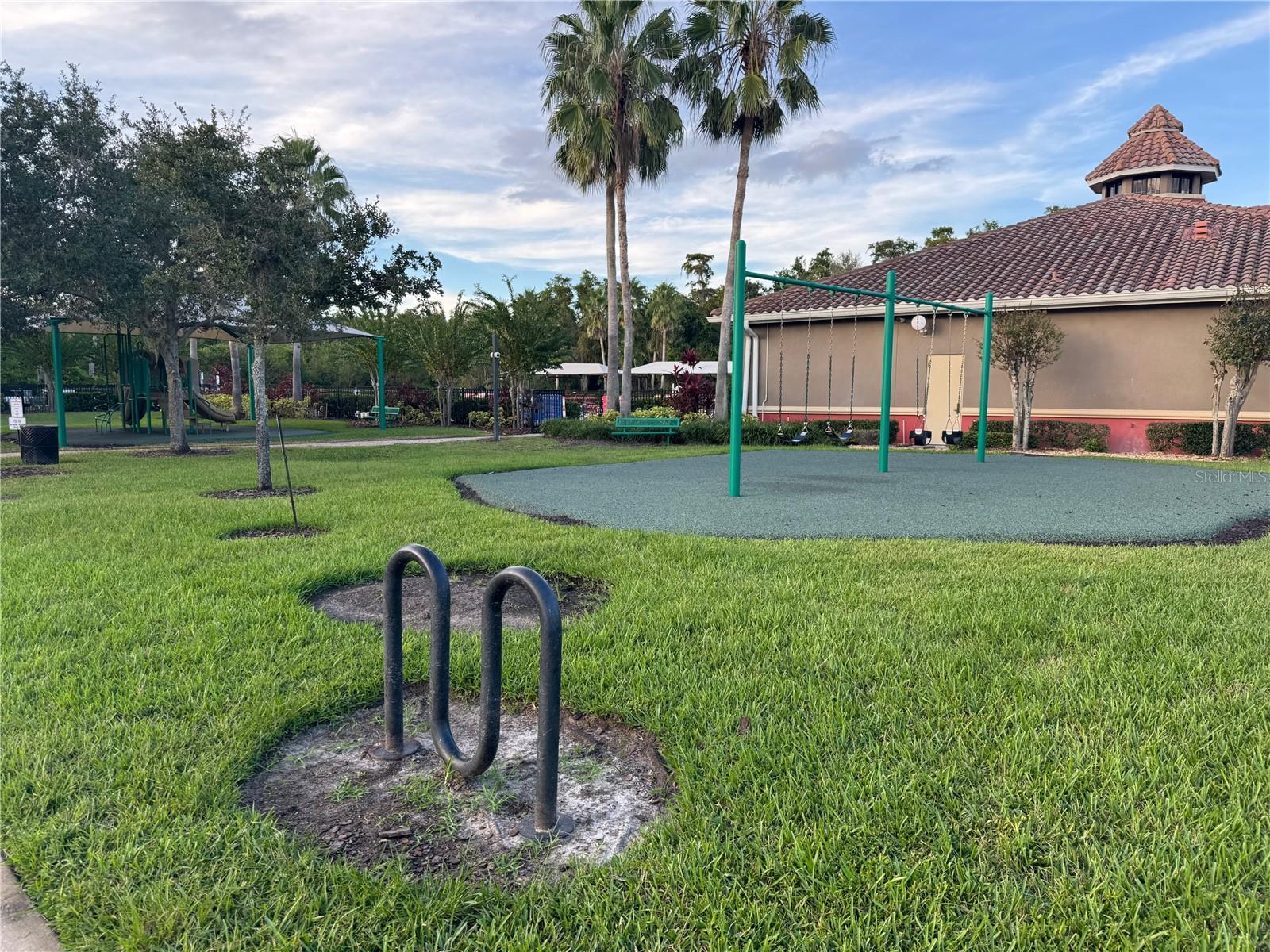 Image 18 of 25 For 2853 Adelaide Court