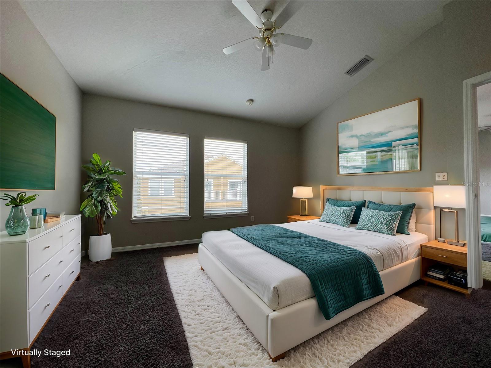 Image 4 of 21 For 10238 Cala Lily Trail S