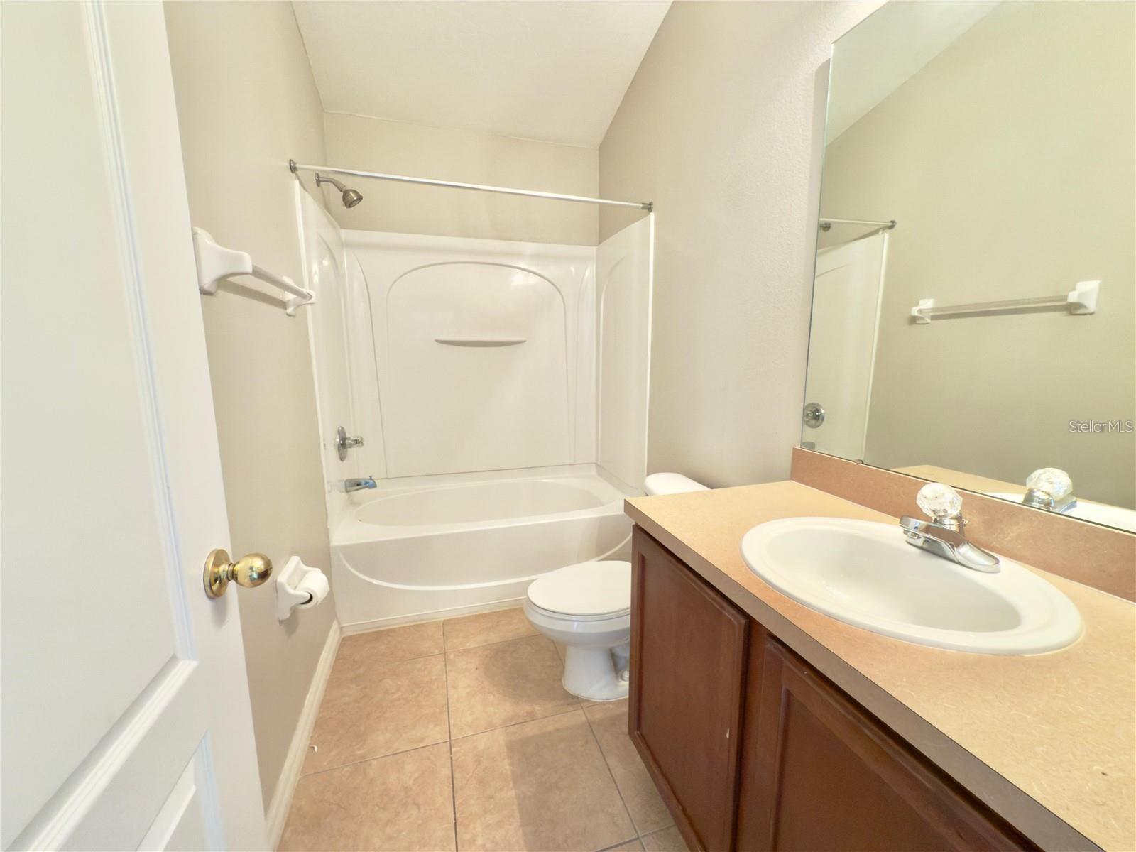 Image 7 of 21 For 10238 Cala Lily Trail S