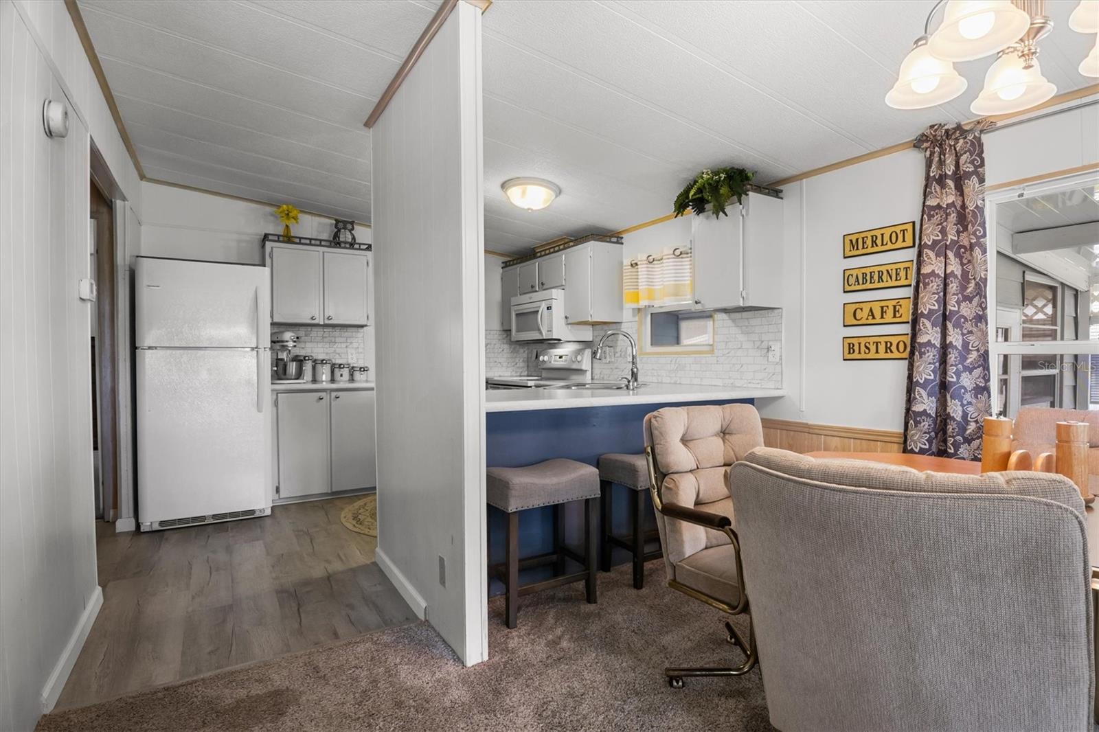 Image 10 of 35 For 6330 Bayberry Boulevard Ne