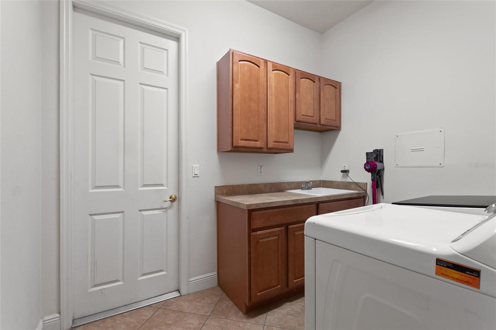 Image 33 of 64 For 105 Lemon Grove Drive