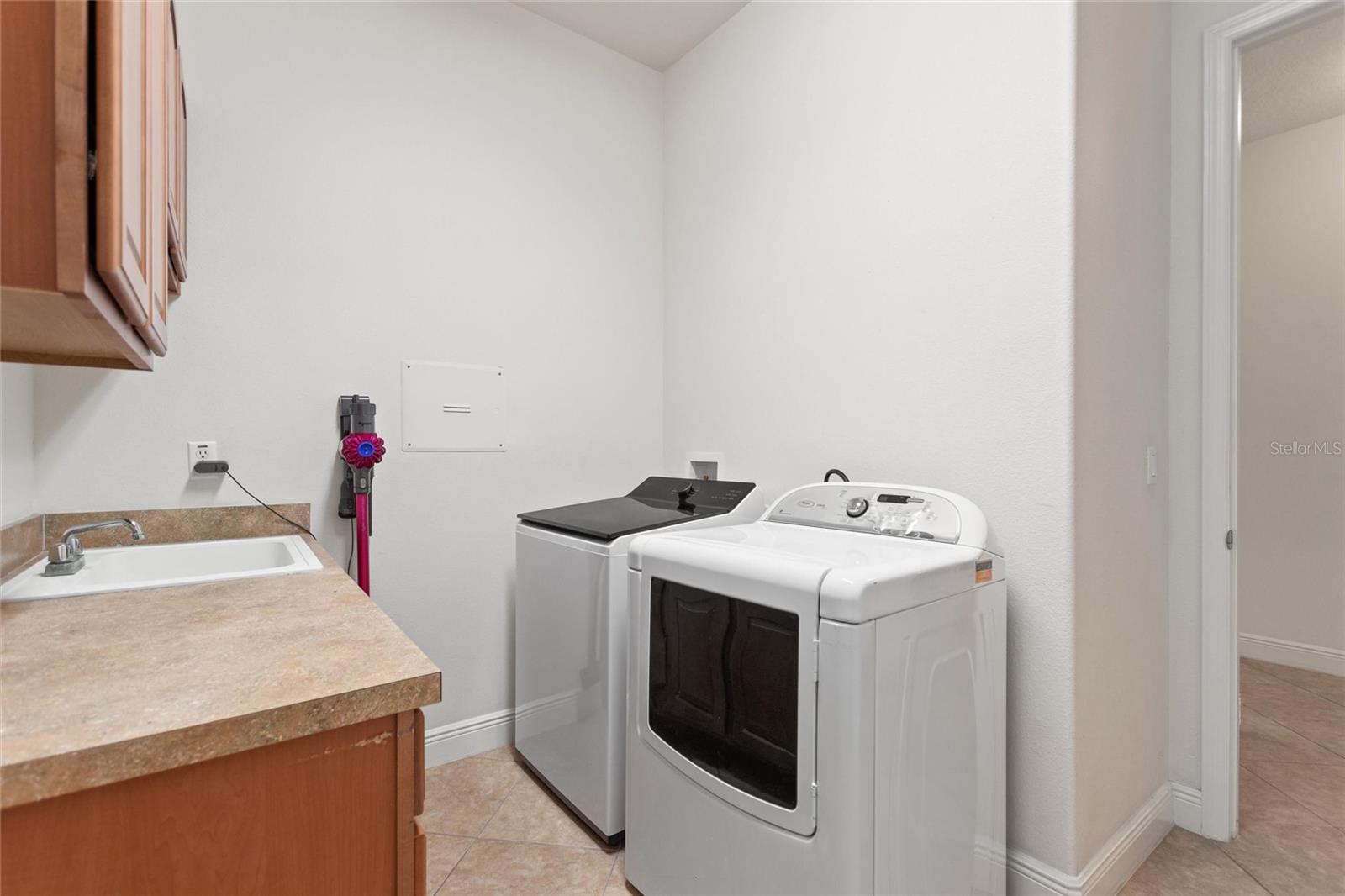 Image 34 of 64 For 105 Lemon Grove Drive