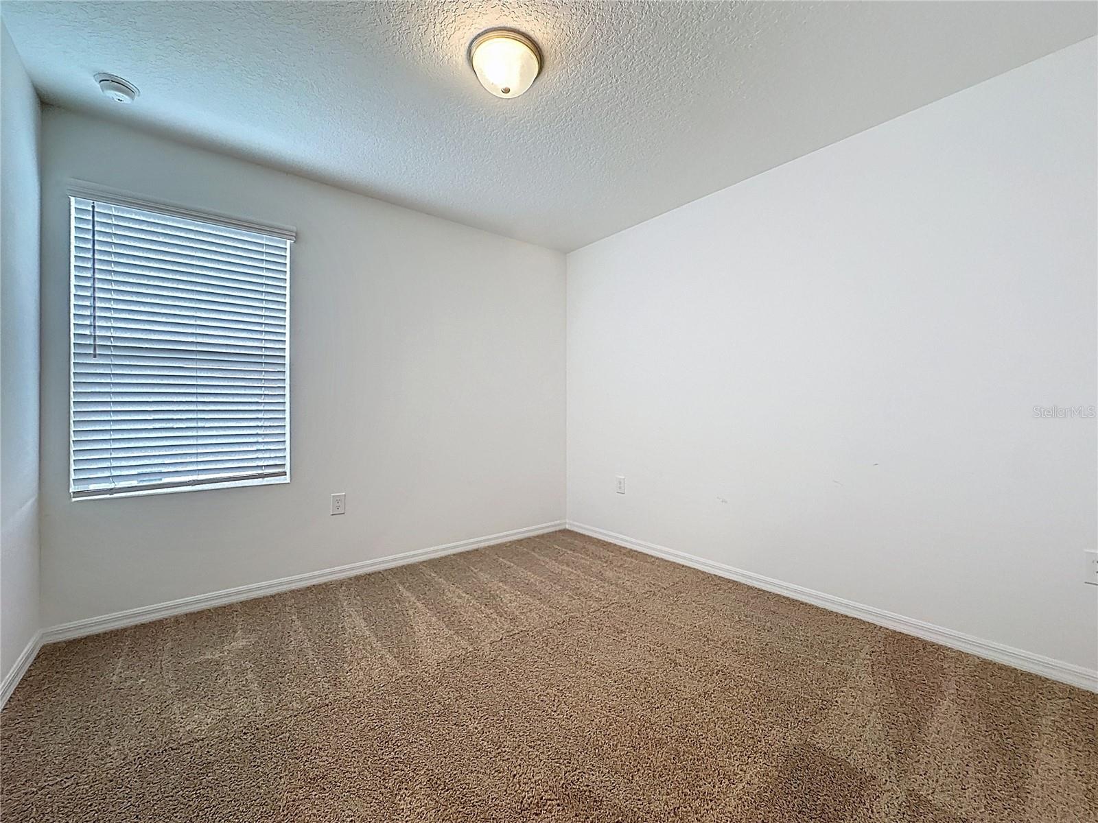 Image 23 of 34 For 927 Grandin Street