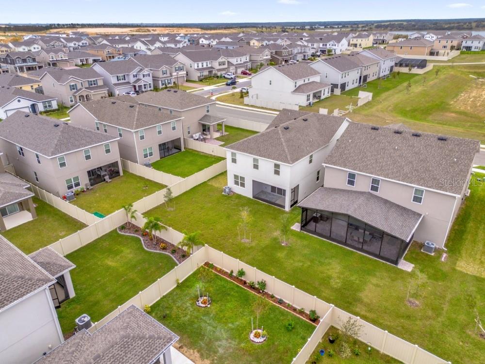 Image 4 of 11 For 14442 Noto Avenue