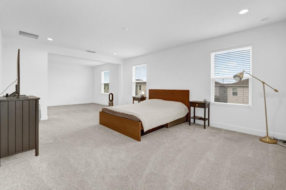Image 7 of 11 For 14442 Noto Avenue