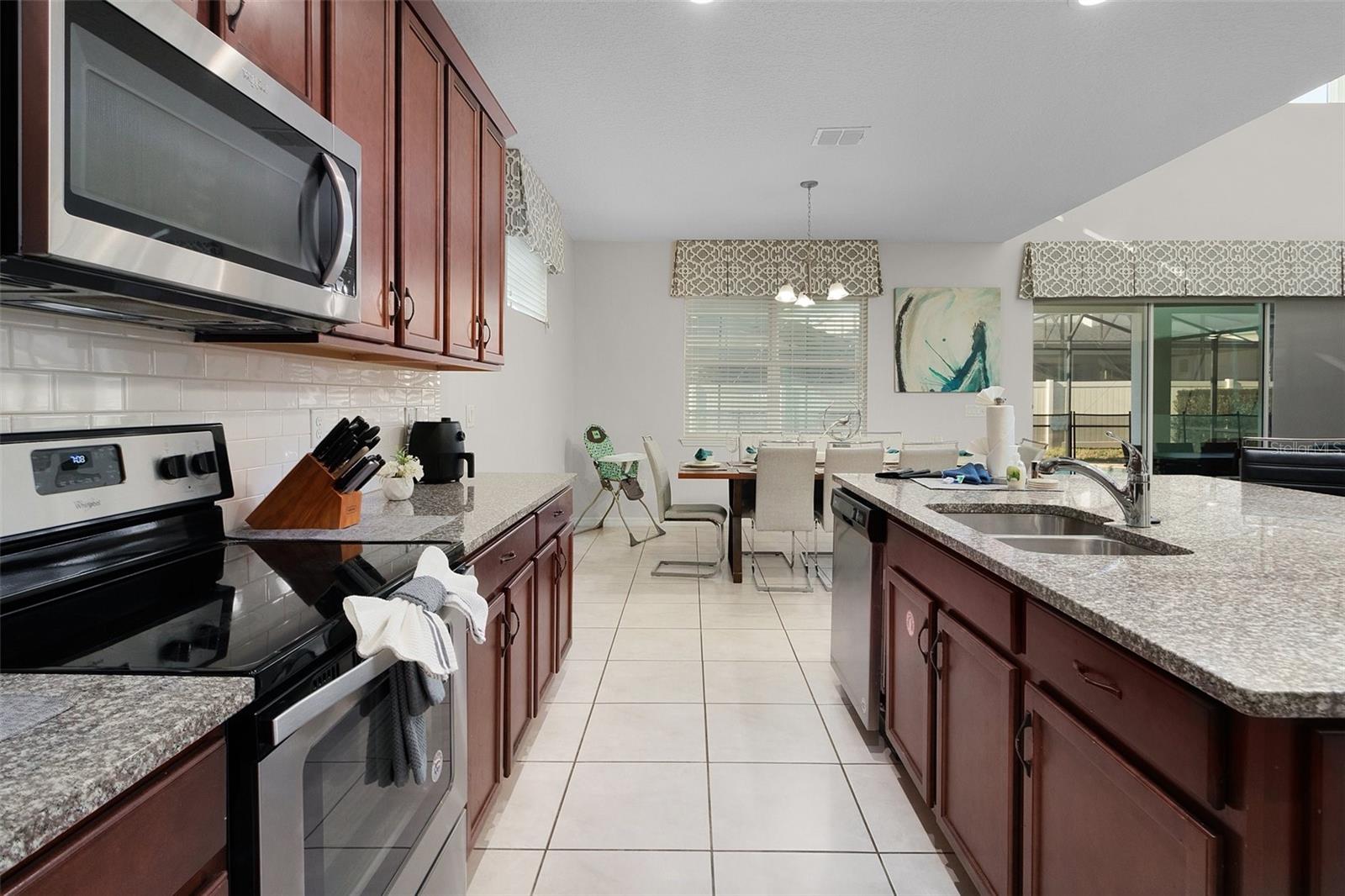Image 21 of 99 For 9032 Flamingo Key Way