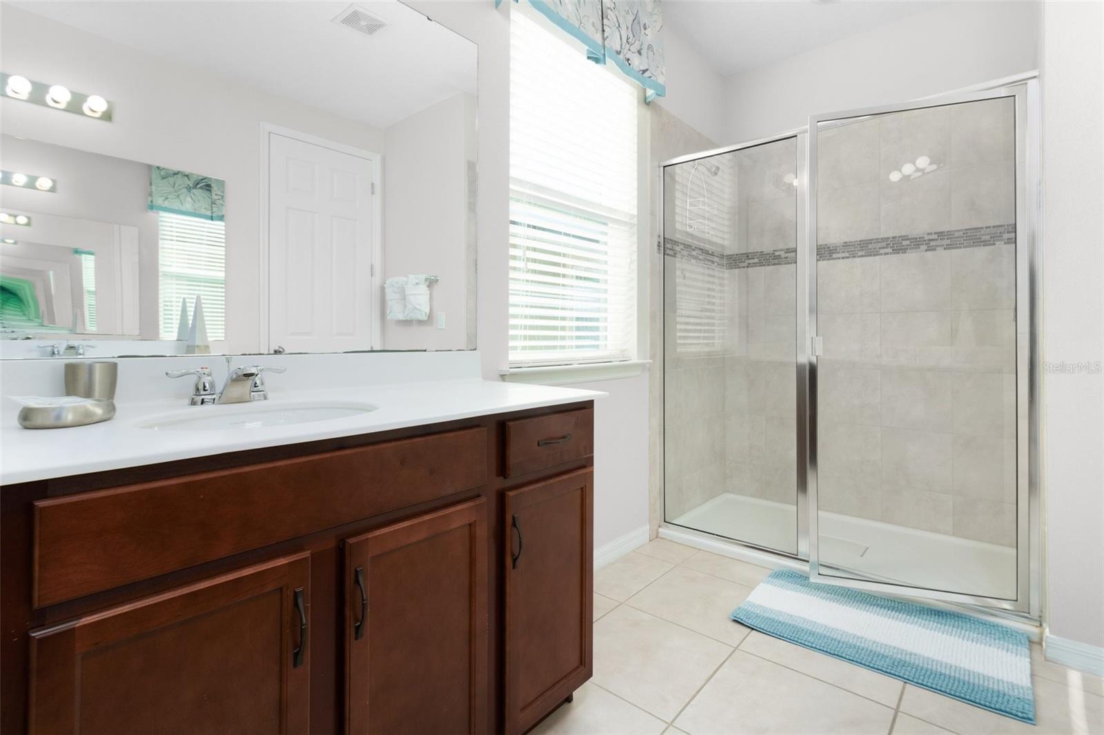 Image 48 of 99 For 9032 Flamingo Key Way