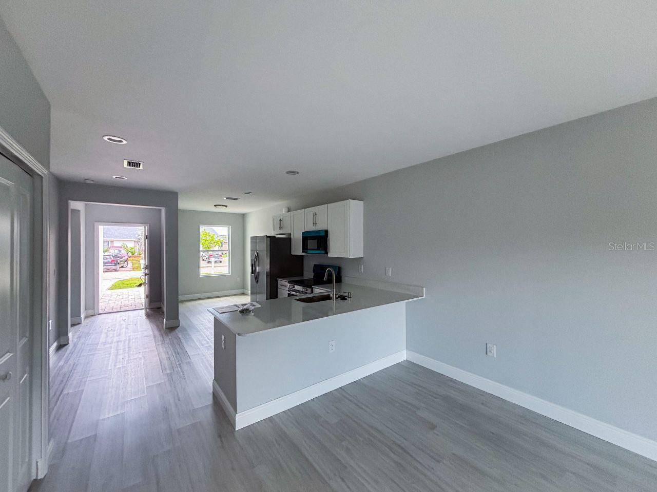 Image 2 of 8 For 17046 Byron Avenue 17048