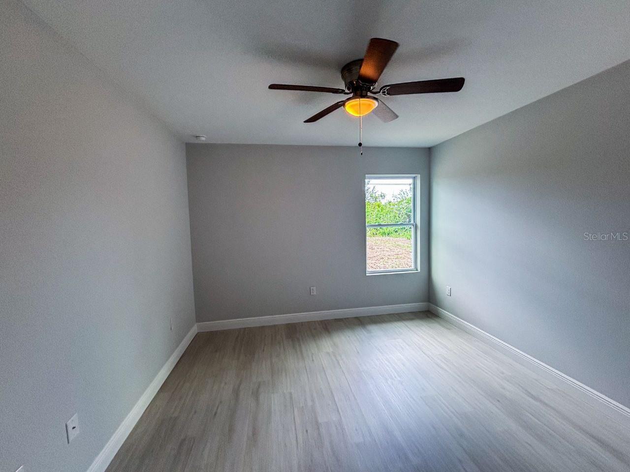 Image 6 of 8 For 17046 Byron Avenue 17048