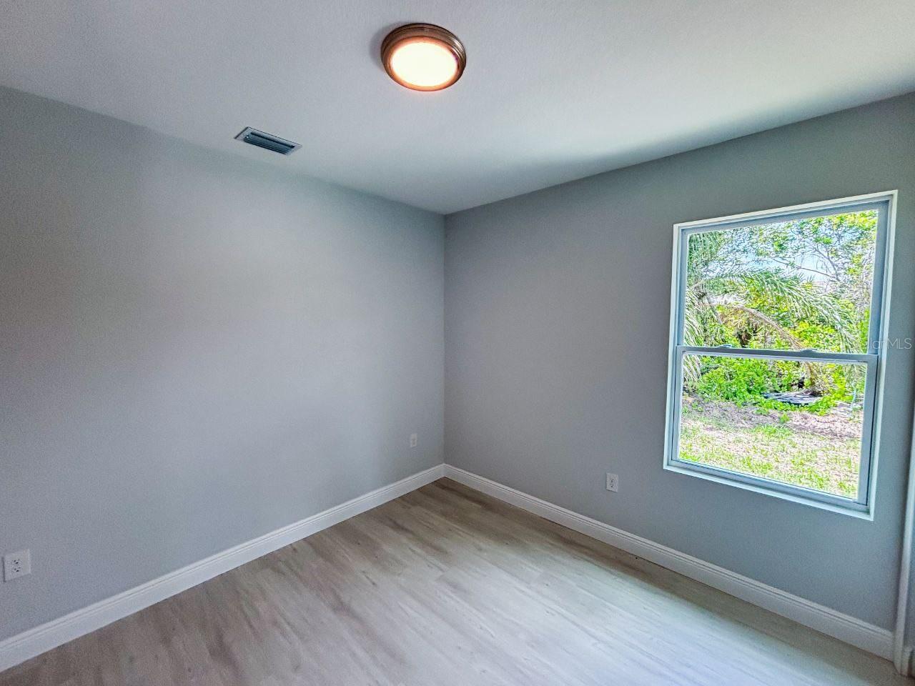 Image 7 of 8 For 17046 Byron Avenue 17048
