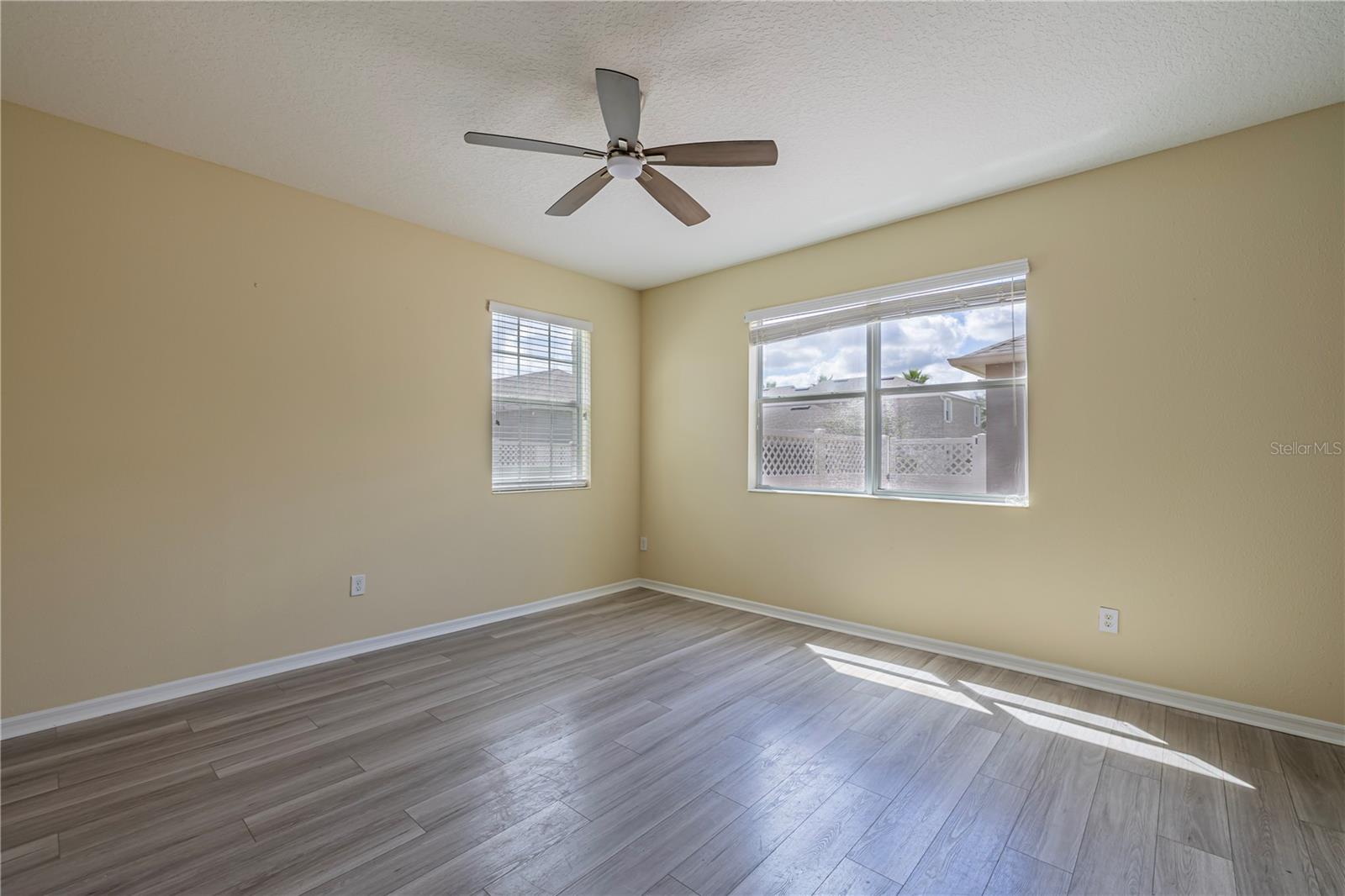 Image 11 of 31 For 12838 Strode Lane