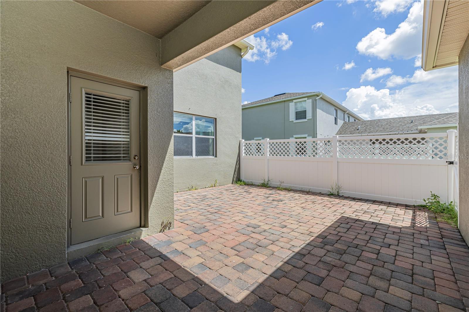 Image 25 of 31 For 12838 Strode Lane