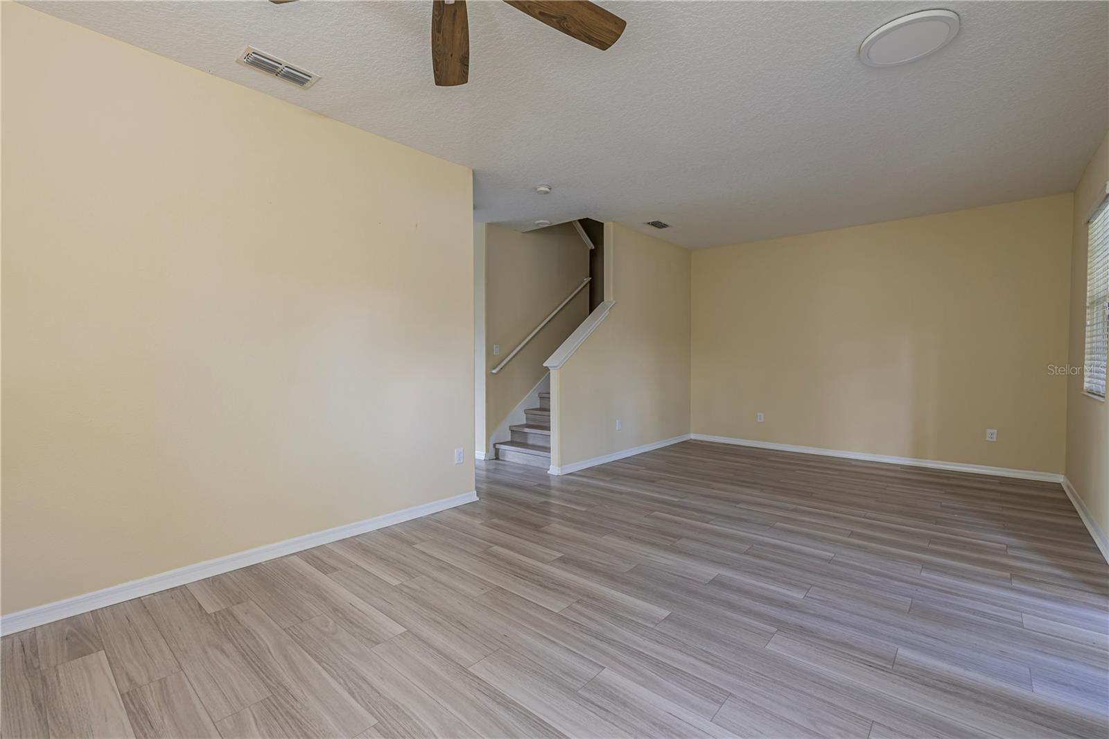 Image 7 of 31 For 12838 Strode Lane