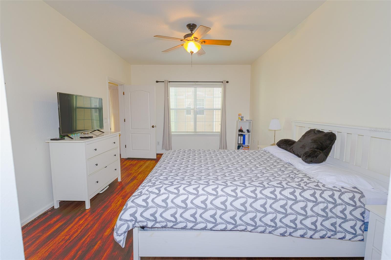 Image 17 of 38 For 4833 Cypress Woods Drive 4213