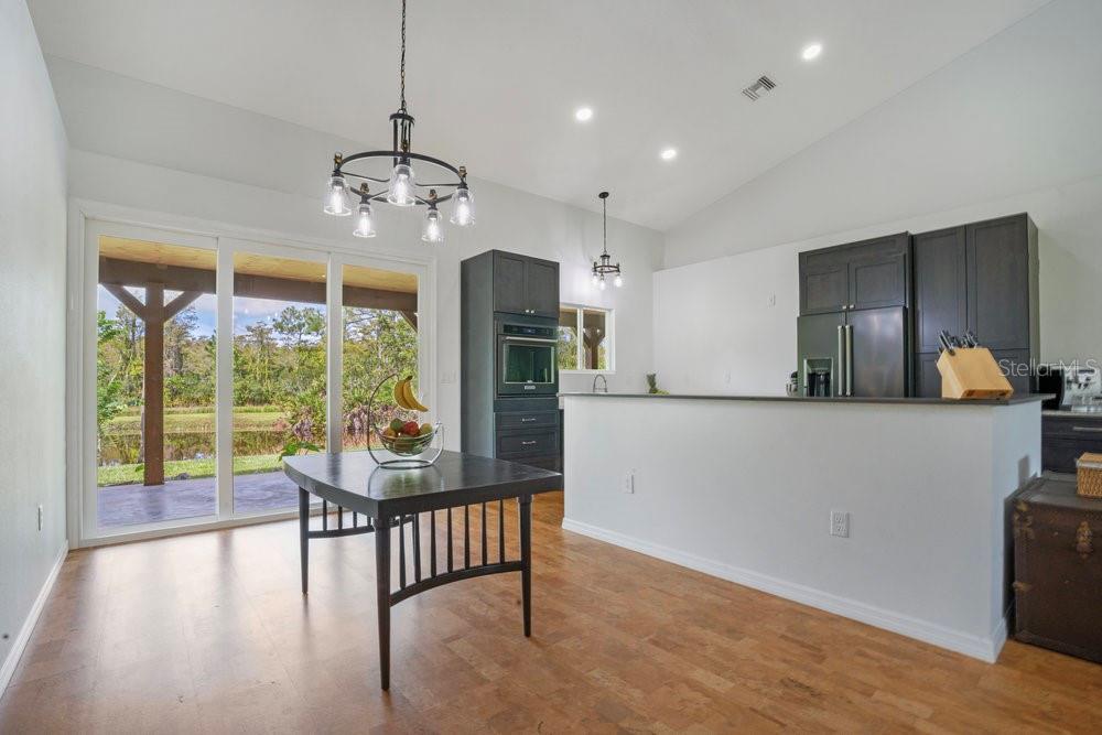 Listing photo id 8 for 4730 Cypress Creek Ranch Road