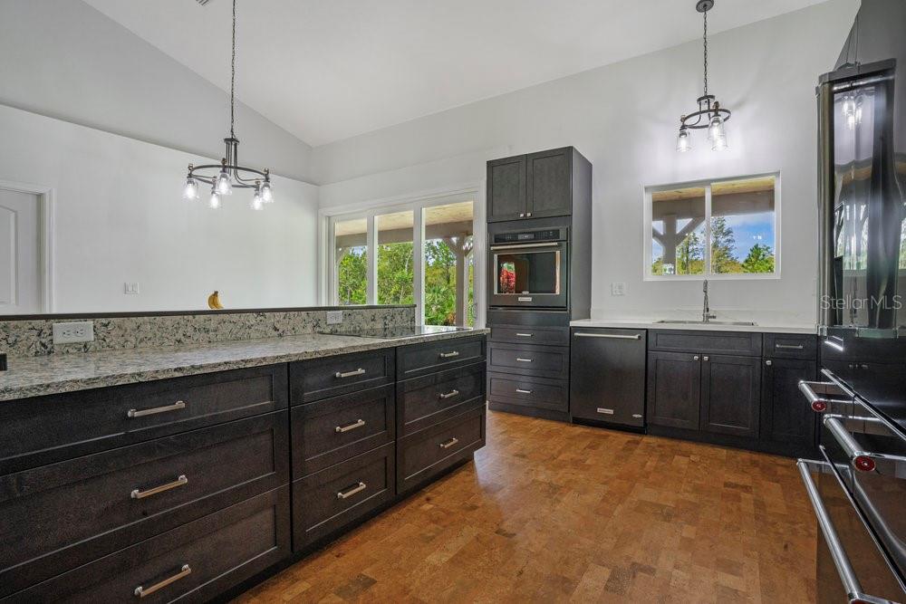 Listing photo id 11 for 4730 Cypress Creek Ranch Road