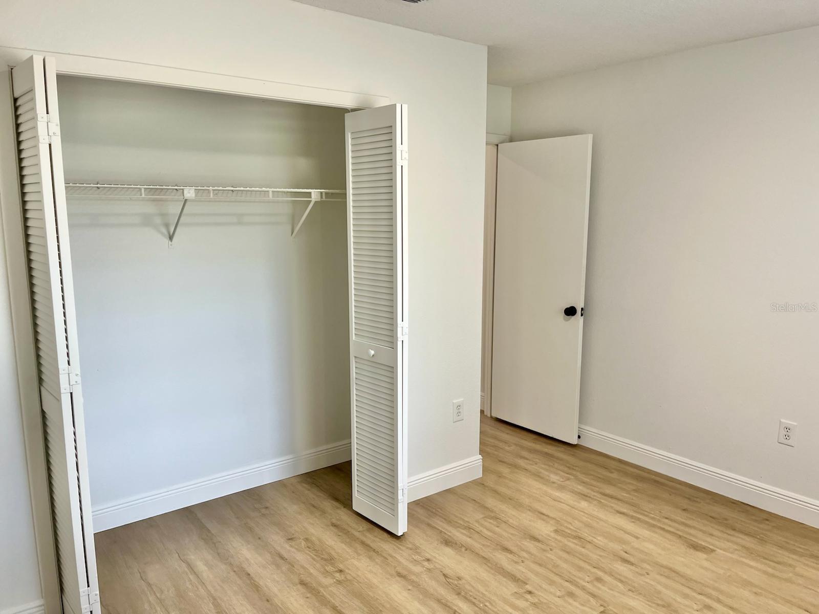 Image 18 of 23 For 4848 Wren Drive