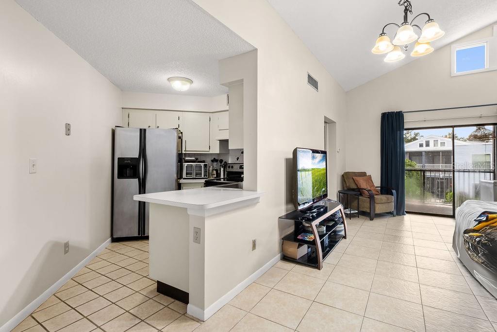 Image 11 of 43 For 3998 Atrium Drive U-1