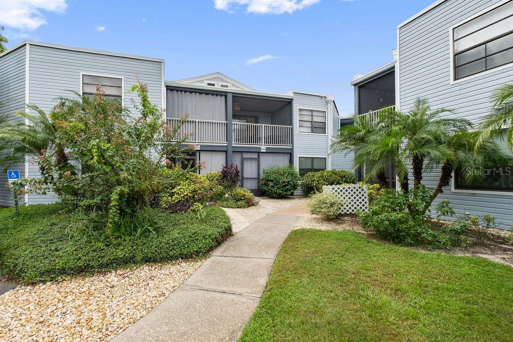 Image 4 of 43 For 3998 Atrium Drive U-1