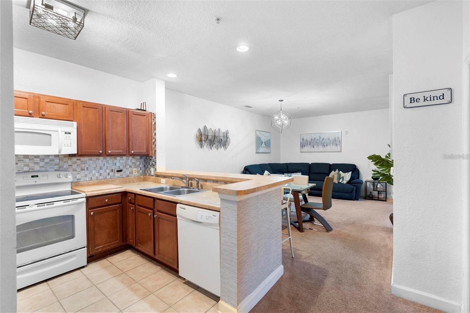 Image 4 of 24 For 3174 Feltrim Place 203