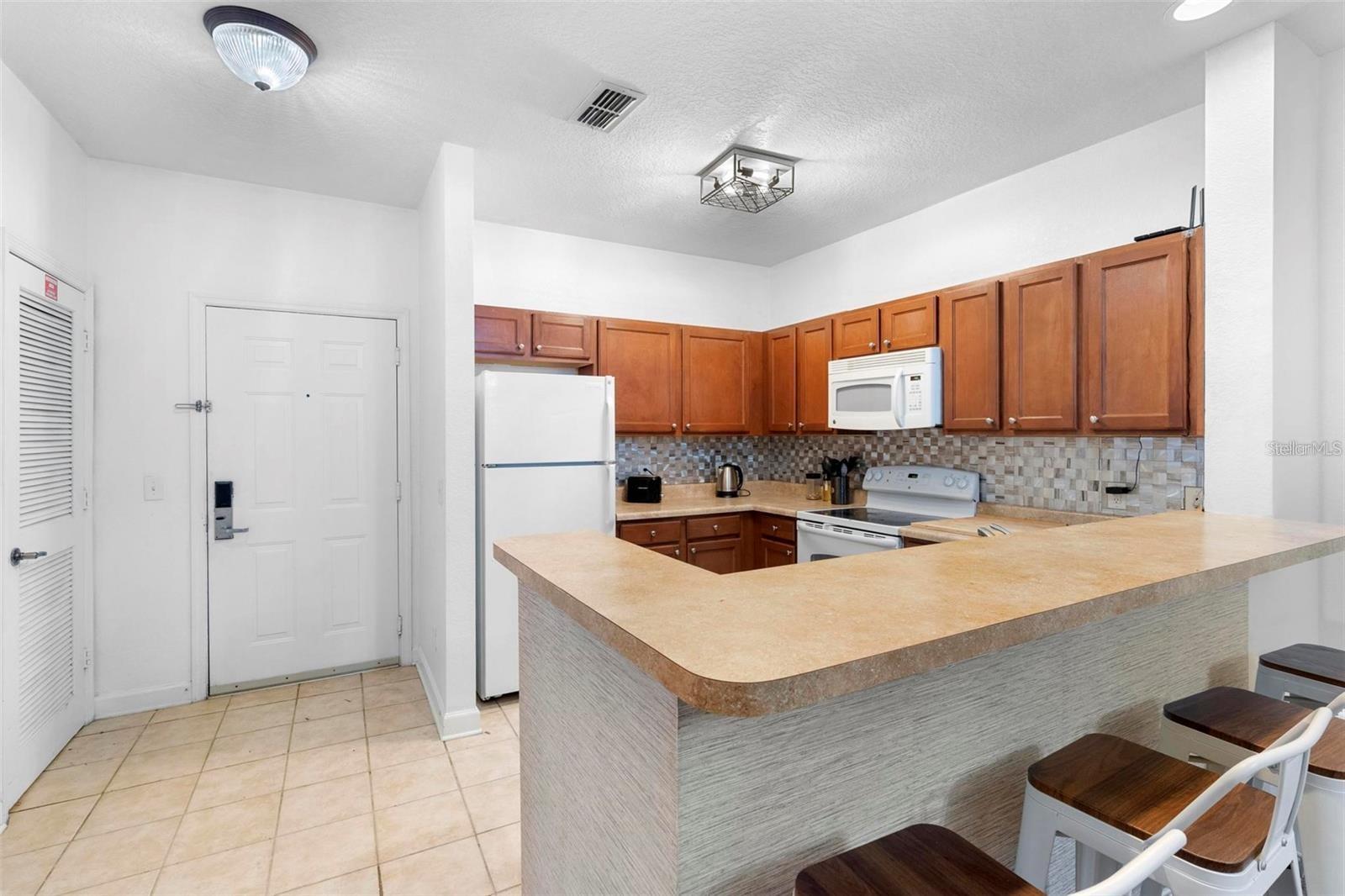 Image 6 of 24 For 3174 Feltrim Place 203