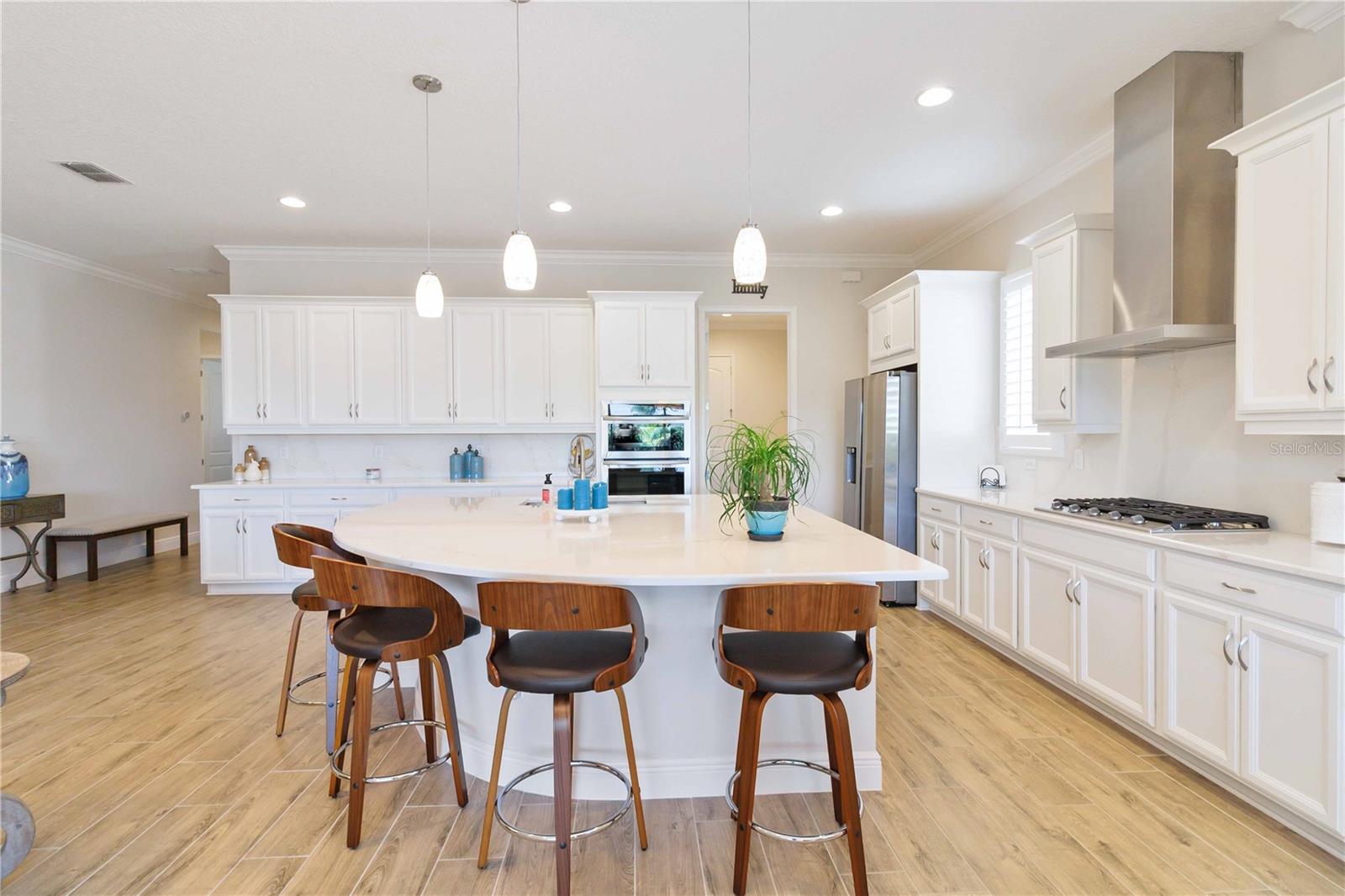 Image 17 of 71 For 5037 Fallglo Way