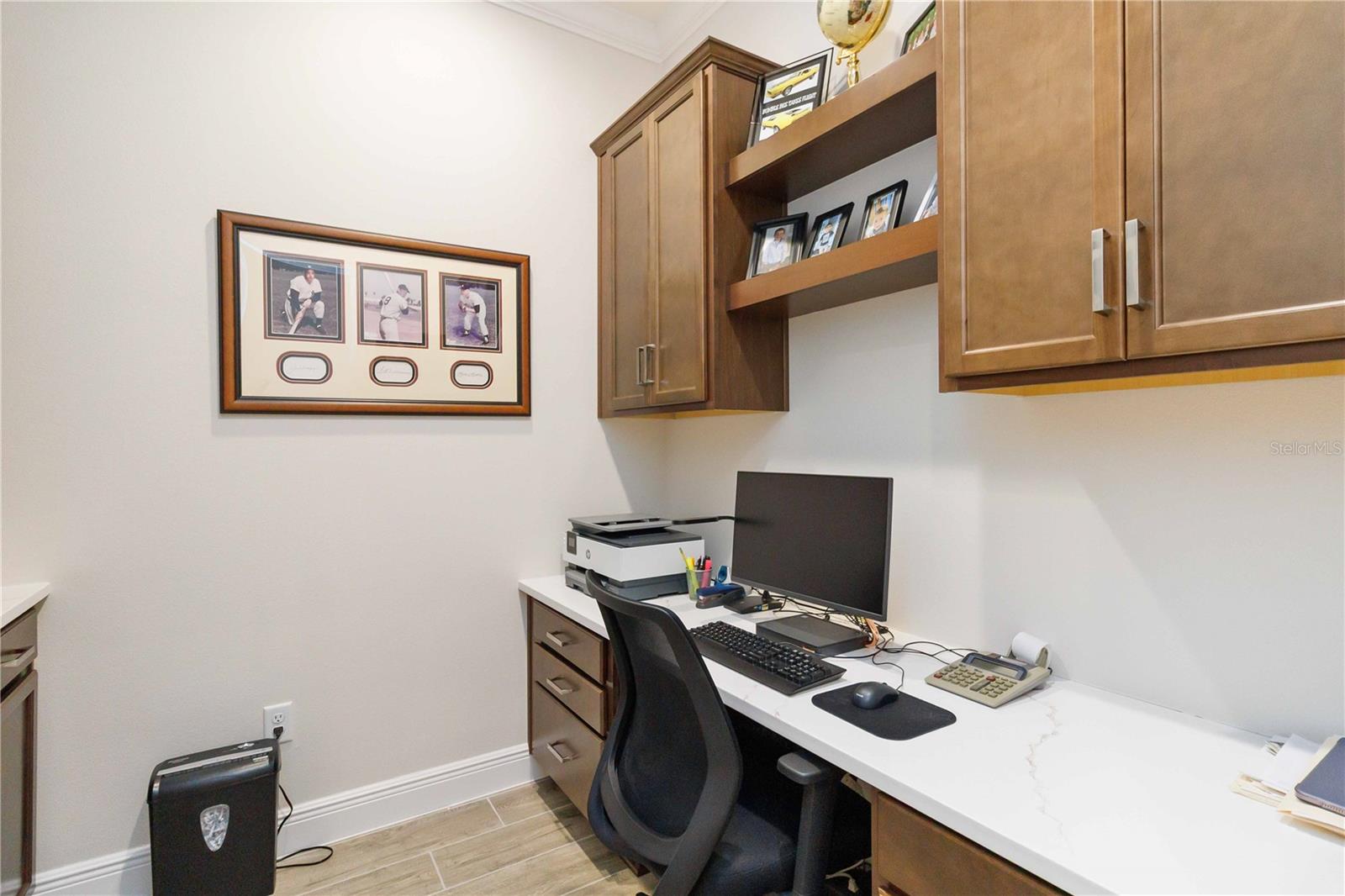 Image 35 of 71 For 5037 Fallglo Way