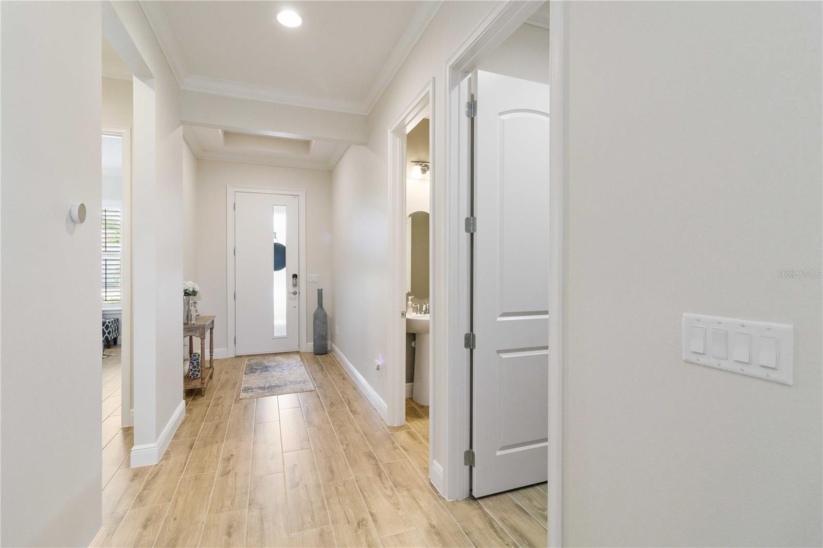 Image 8 of 71 For 5037 Fallglo Way