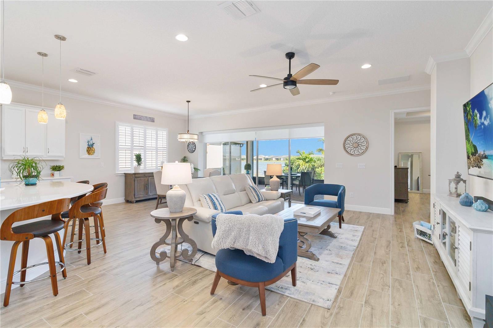 Image 9 of 71 For 5037 Fallglo Way