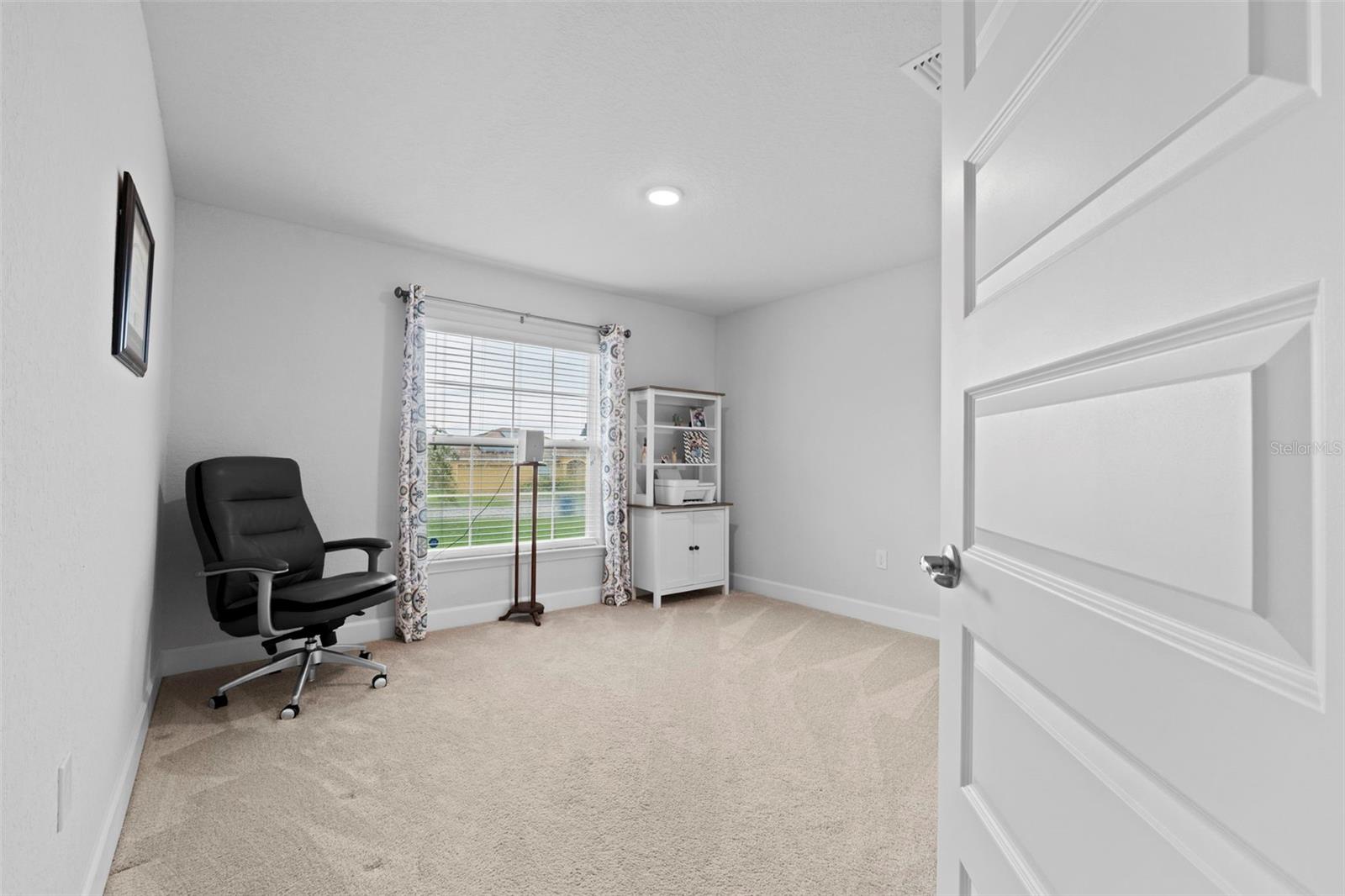 Image 11 of 21 For 189 Brookshire Drive