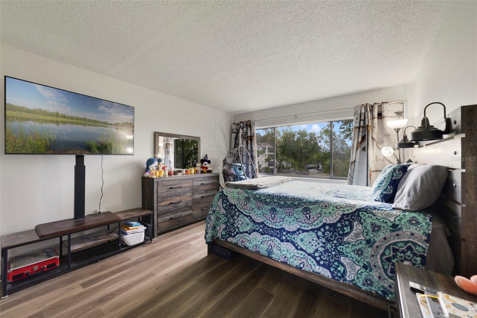 Image 9 of 17 For 1064 Lotus Parkway 923