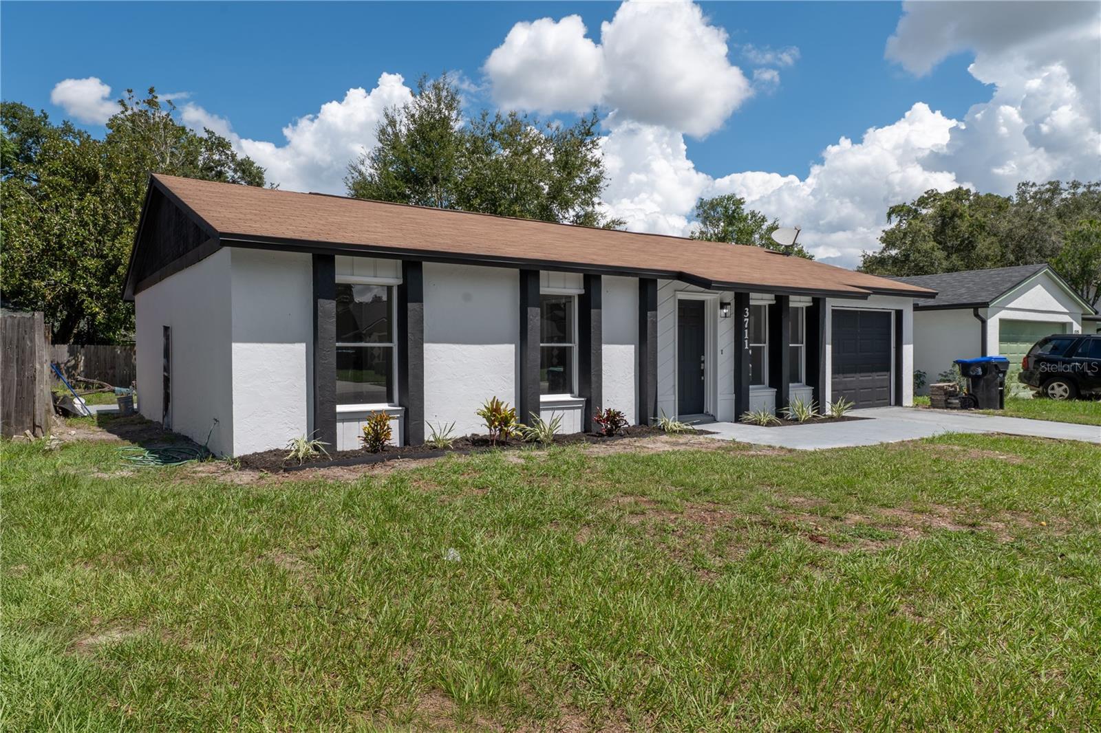 Image 24 of 35 For 3711 Shady Grove Circle