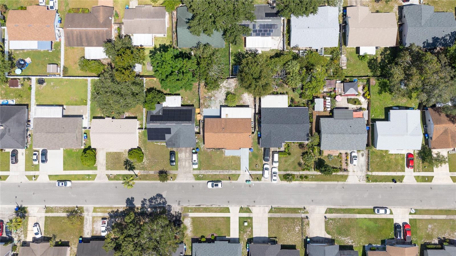 Image 27 of 35 For 3711 Shady Grove Circle