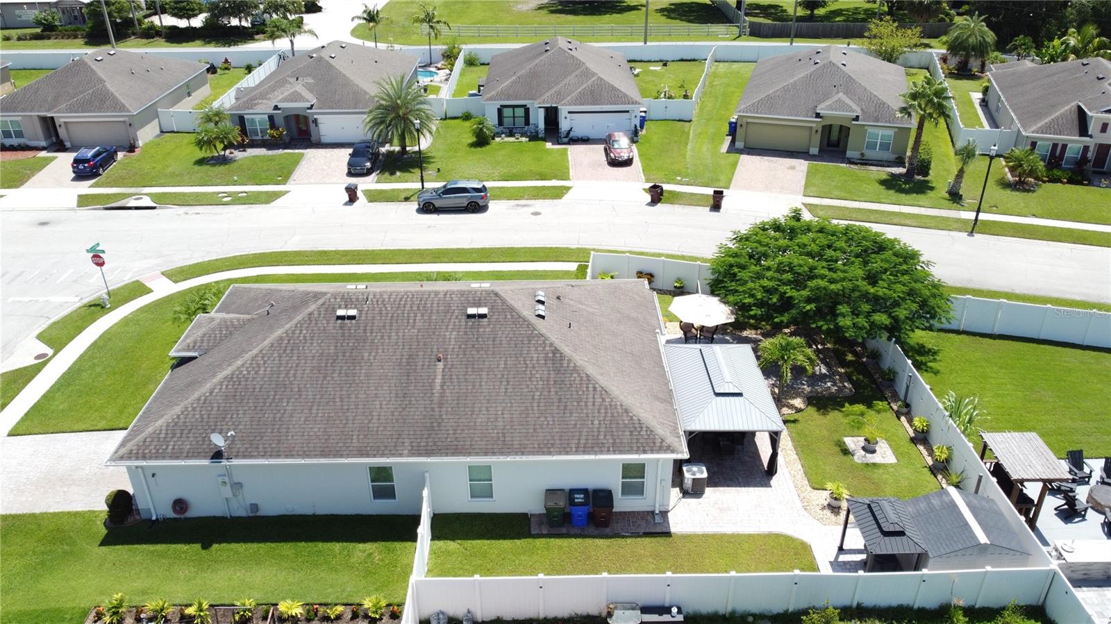 Image 4 of 30 For 3729 Brambly Avenue
