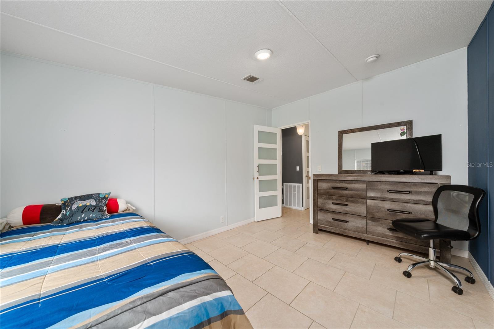 Image 11 of 56 For 6621 Twilight Court