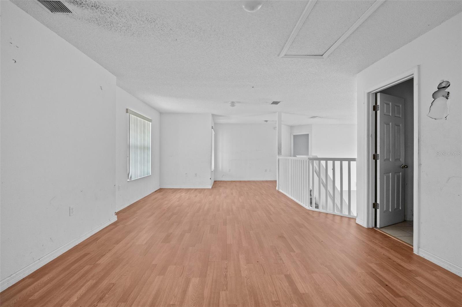 Image 16 of 30 For 208 Athabasca Drive