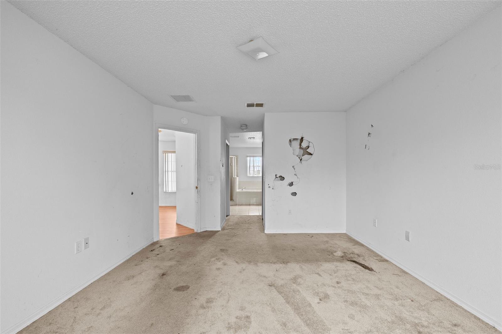 Image 25 of 30 For 208 Athabasca Drive
