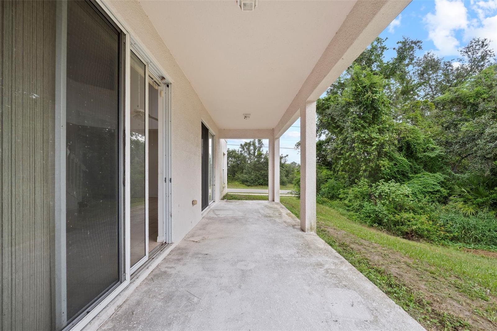 Image 28 of 30 For 208 Athabasca Drive
