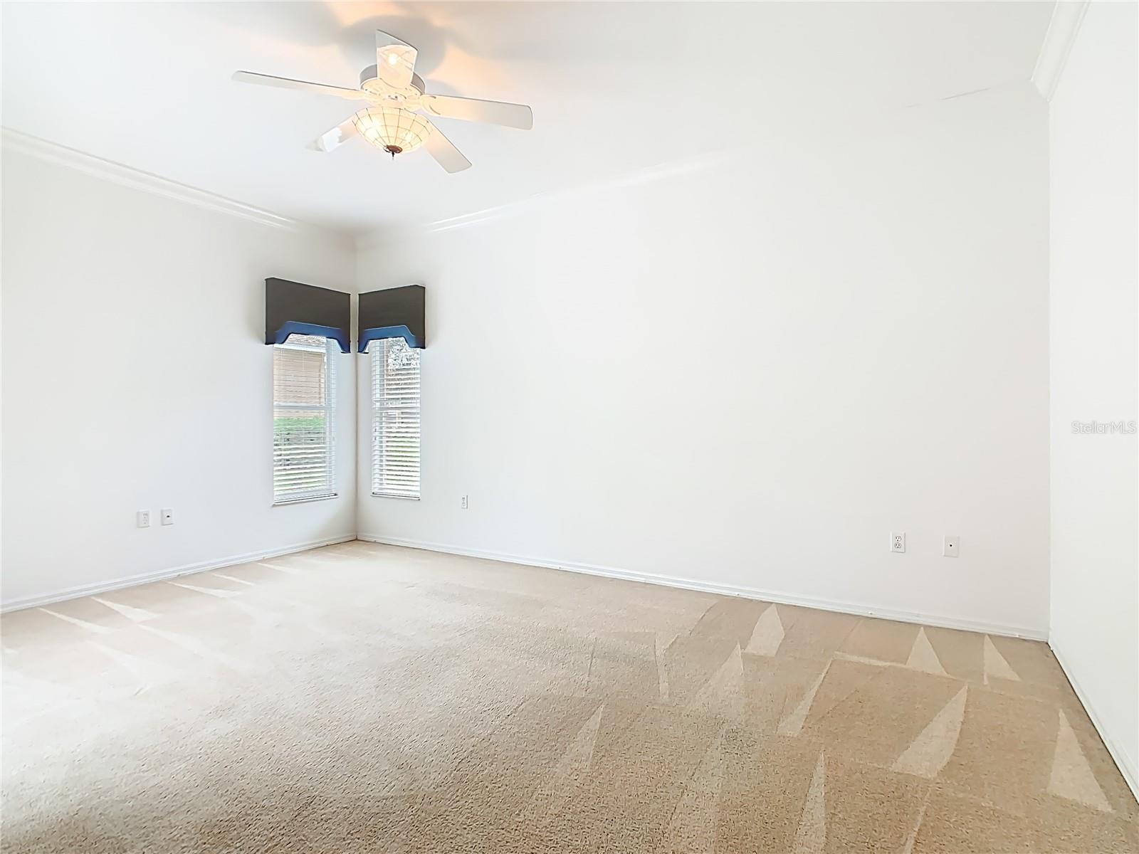 Image 20 of 50 For 525 Shorehaven Drive