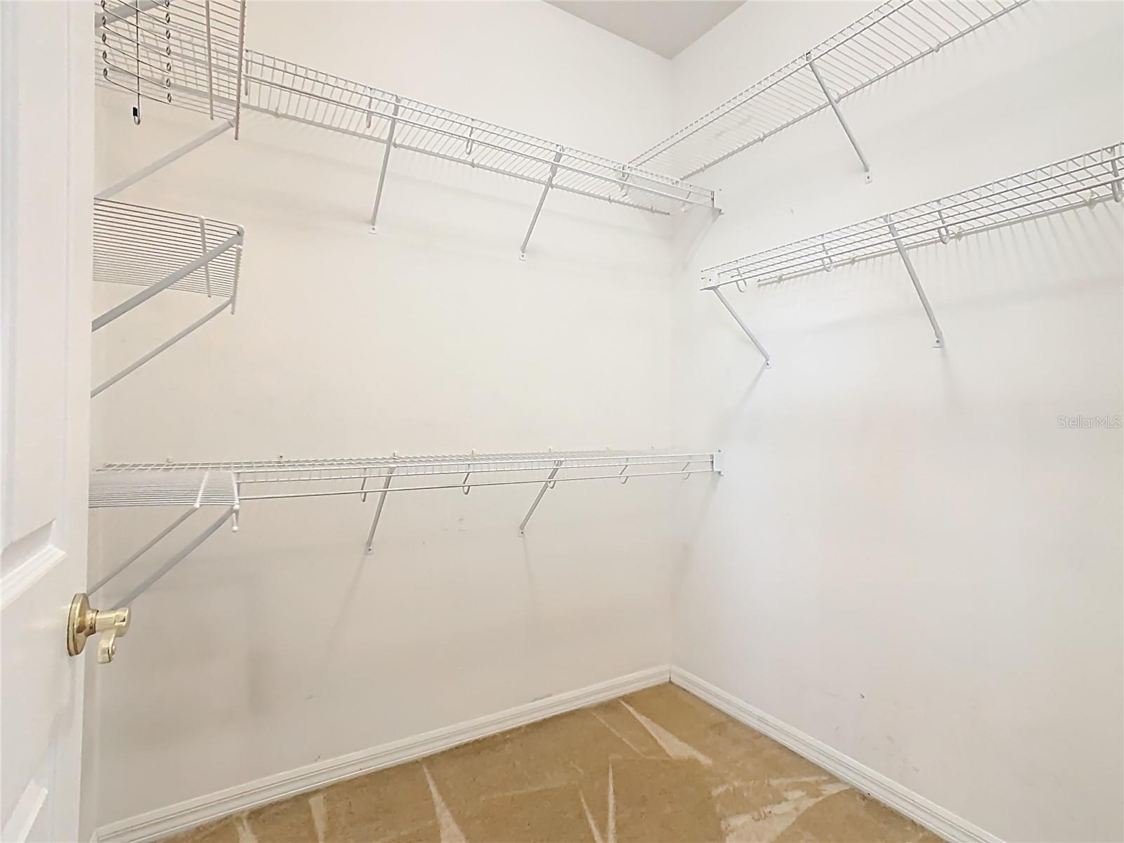 Image 26 of 50 For 525 Shorehaven Drive