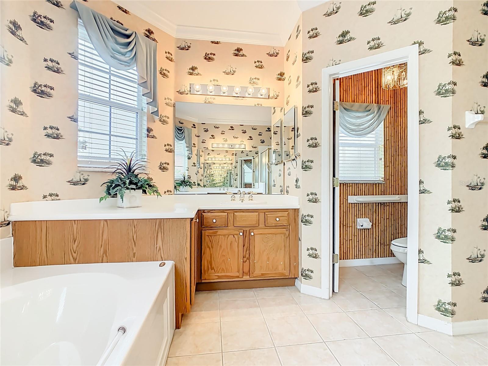 Image 29 of 50 For 525 Shorehaven Drive