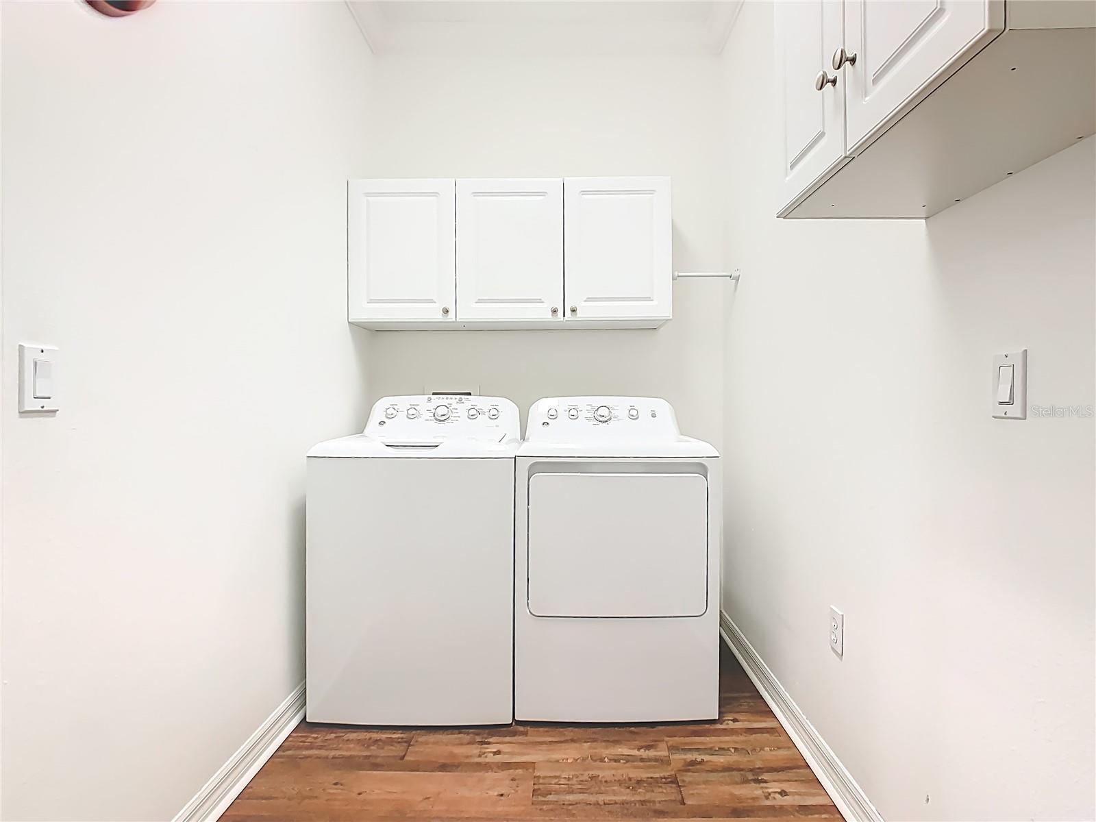 Image 36 of 50 For 525 Shorehaven Drive