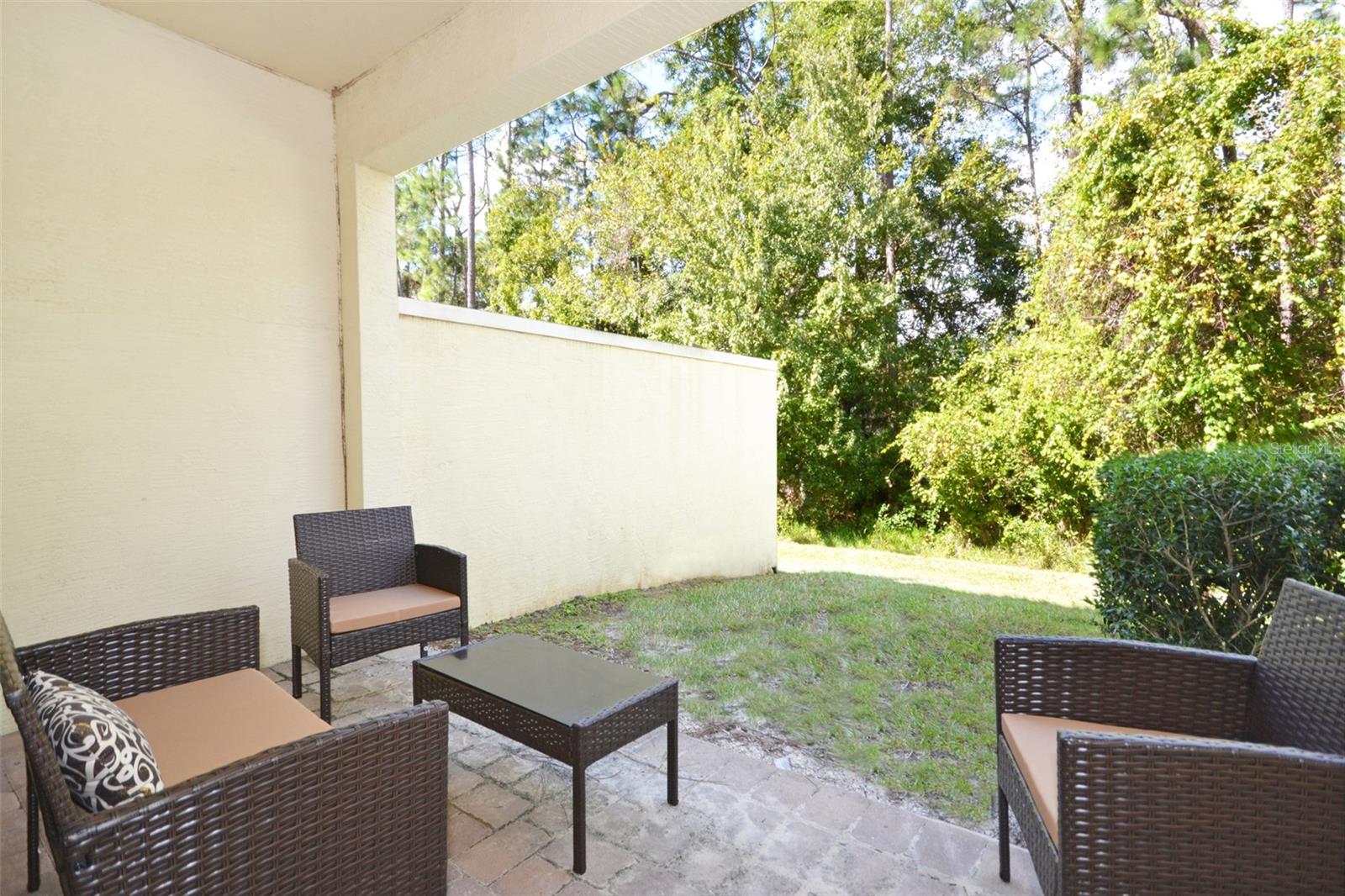 Image 5 of 22 For 8211 Roseville Road