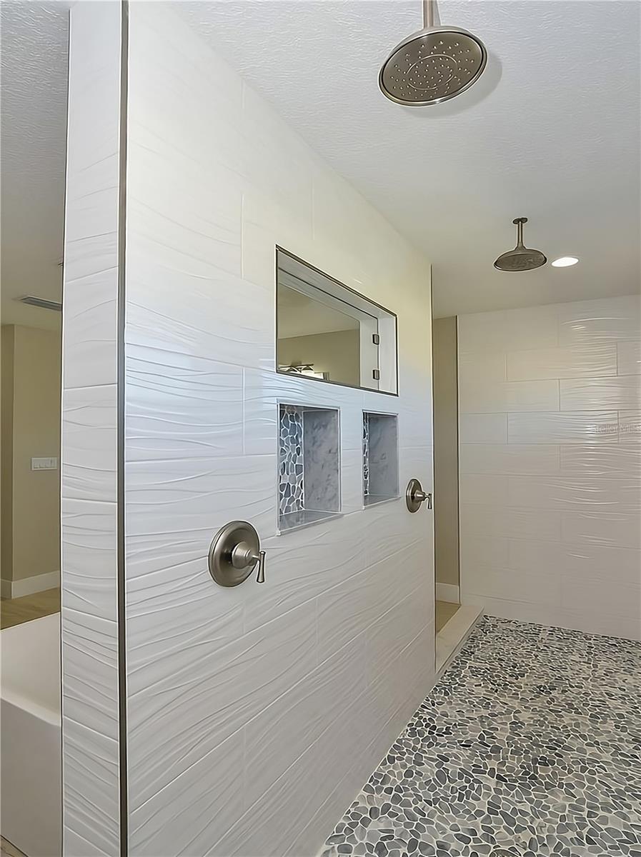Image 10 of 25 For 3833 Alice Street