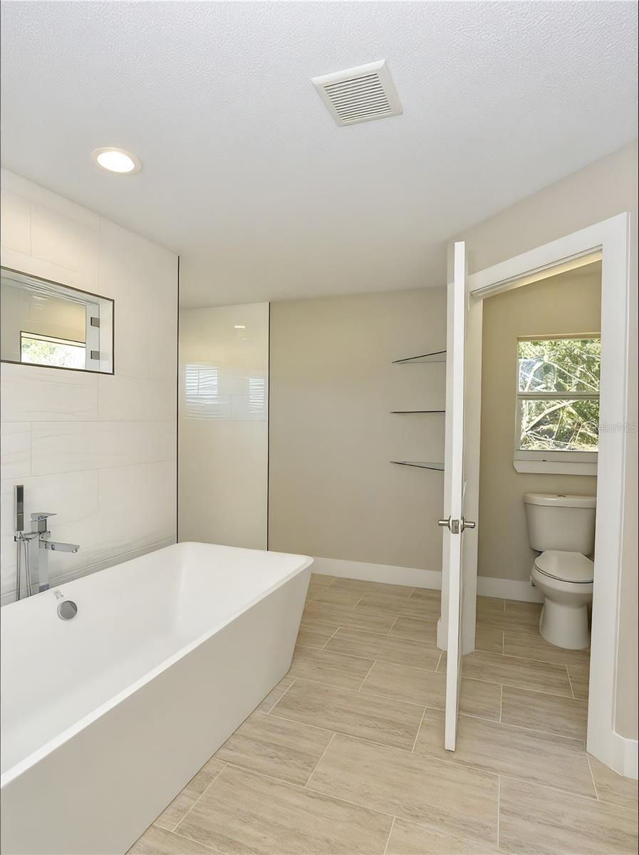 Image 12 of 25 For 3833 Alice Street