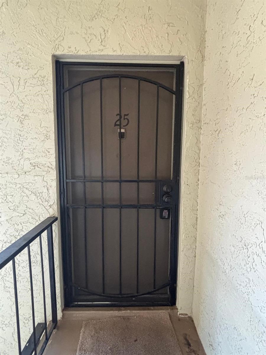 Image 7 of 46 For 3250 Semoran Boulevard 25