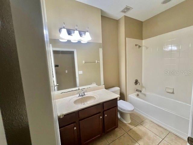 Image 21 of 34 For 15247 Montesino Drive