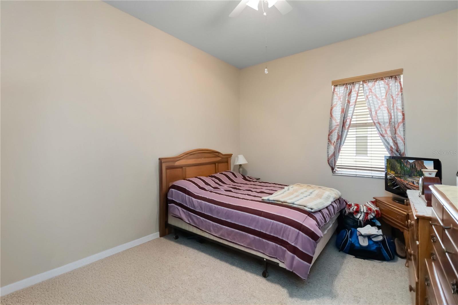 Image 21 of 45 For 1150 Creekview Court